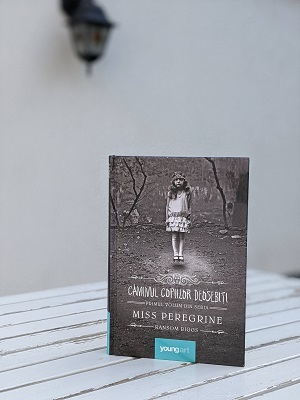 Miss Peregrine, Ransom Riggs, Editura Youngart
