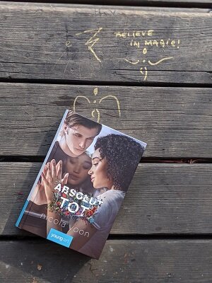 Absolut tot, Nicola Yoon, Editura Youngart