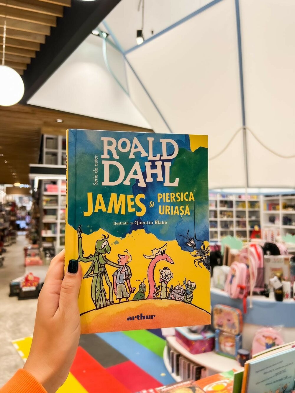 Roald Dahl, Editura Arthur